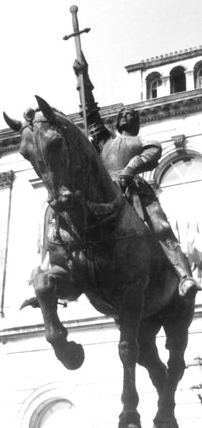 Statue of Joan From Vaucouleurs